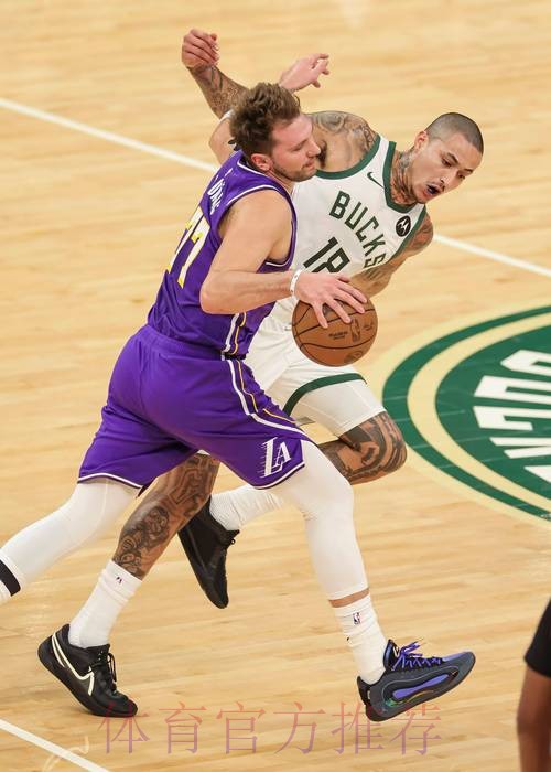 常规赛1月10日：雄鹿VS湖人 阿德托昆博集锦